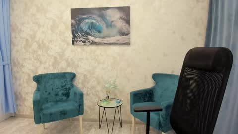 Chloe online show from February 12, 2025, 6:40 am