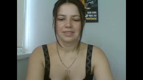 make_mesmile online show from March 21, 2026, 8:19 am
