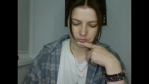 Snapshot of make_mesmile chatting on May 8, 2026, 6:35 pm make_mesmile online show from May 8, 2026, 6:35 pm
