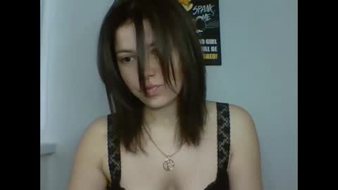 Snapshot of make_mesmile chatting on May 13, 2026, 6:33 am make_mesmile online show from May 13, 2026, 6:33 am