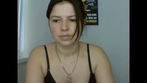 Snapshot of make_mesmile chatting on May 16, 2026, 6:43 am make_mesmile online show from May 16, 2026, 6:43 am