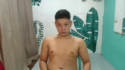 Snapshot of makehugecock chatting on October 12, 2025, 2:10 am makehugecock online show from October 12, 2025, 2:10 am