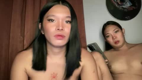 Snapshot of makemesquirt_xxx chatting on May 8, 2026, 5:24 am KEANA online show from May 8, 2026, 5:24 am