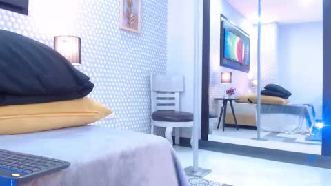 makena online show from February 11, 2025, 6:08 am