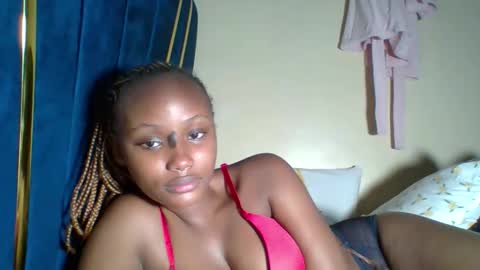 Eva online show from April 28, 2026, 2:27 am