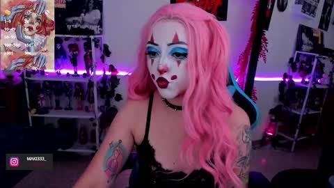 Snapshot of makii_33 chatting on September 25, 2025, 10:13 pm ... ... online show from September 25, 2025, 10:13 pm