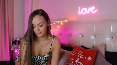 Lia  online show from January 6, 2026, 5:11 am