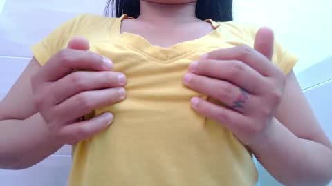 Snapshot of makulato chatting on June 3, 2026, 2:33 pm Maya online show from June 3, 2026, 2:33 pm