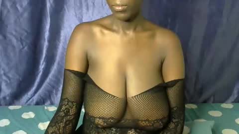 malaika_musa online show from January 17, 2026, 12:48 am