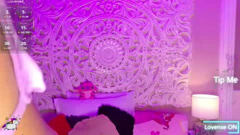   online show from May 17, 2026, 4:32 am