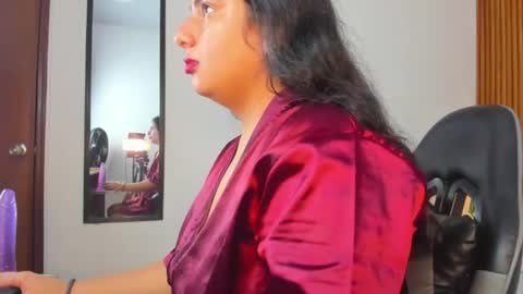 M A L A K online show from April 19, 2026, 1:49 am