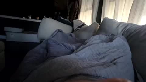 male_gr online show from March 29, 2026, 11:32 am