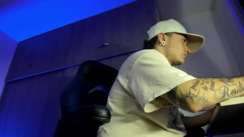 ADAM         online show from November 3, 2025, 1:51 am