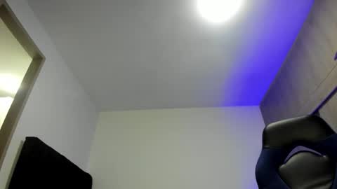 ADAM         online show from November 6, 2025, 2:12 am