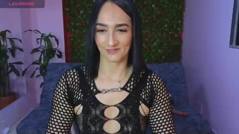 Snapshot of malen_fitnessmilf chatting on May 13, 2026, 7:33 pm malen_fitnessmilf online show from May 13, 2026, 7:33 pm