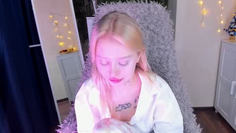 Snapshot of malenaernman chatting on December 28, 2024, 10:25 am Malena online show from December 28, 2024, 10:25 am