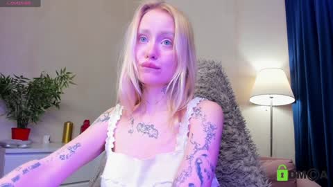 Snapshot of malenaernman chatting on January 25, 2025, 1:41 pm Malena online show from January 25, 2025, 1:41 pm