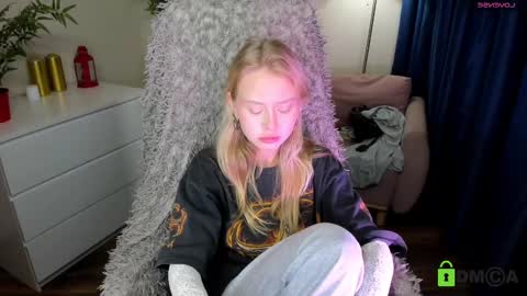 Snapshot of malenaernman chatting on February 22, 2025, 10:18 am Malena online show from February 22, 2025, 10:18 am