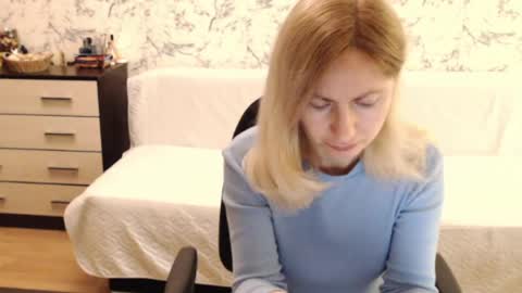 Snapshot of malenamila chatting on May 28, 2026, 6:54 am Malena online show from May 28, 2026, 6:54 am