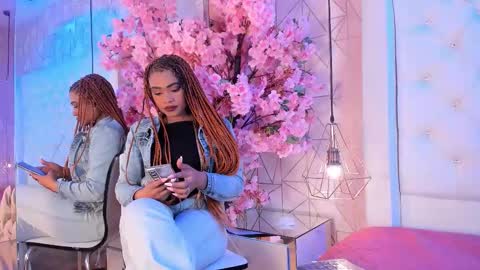 Malika soleil  online show from March 8, 2026, 5:00 am