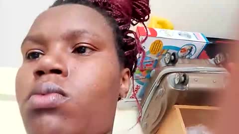 Snapshot of malimaya chatting on January 18, 2026, 8:51 am Malimaya online show from January 18, 2026, 8:51 am