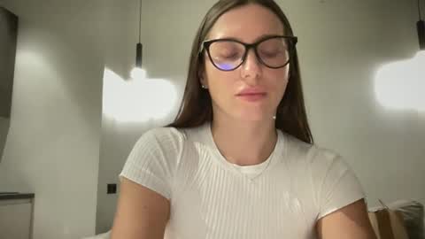 Snapshot of malina568708 chatting on December 17, 2024, 5:04 pm malina568708 online show from December 17, 2024, 5:04 pm