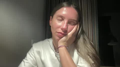 Snapshot of malina568708 chatting on October 15, 2025, 8:09 pm malina568708 online show from October 15, 2025, 8:09 pm