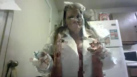 Snapshot of malinda702 chatting on January 10, 2025, 12:06 am malinda702 online show from January 10, 2025, 12:06 am