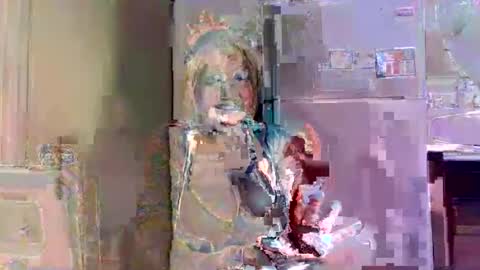 Snapshot of malinda702 chatting on April 22, 2026, 8:28 am malinda702 online show from April 22, 2026, 8:28 am