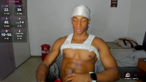 Snapshot of malkongarcia chatting on October 10, 2025, 11:59 pm malkongarcia online show from October 10, 2025, 11:59 pm