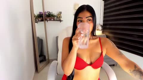 Mallorie online show from July 28, 2026, 6:20 pm