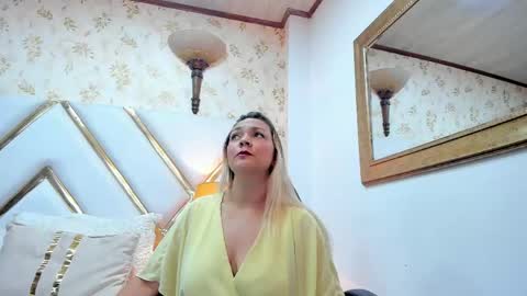 Snapshot of malorysweet chatting on May 8, 2026, 11:59 am MalorySweet online show from May 8, 2026, 11:59 am