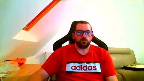 breton online show from December 17, 2024, 5:36 pm