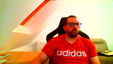 breton online show from January 28, 2025, 9:19 pm