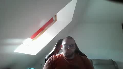 breton online show from April 20, 2026, 4:54 pm