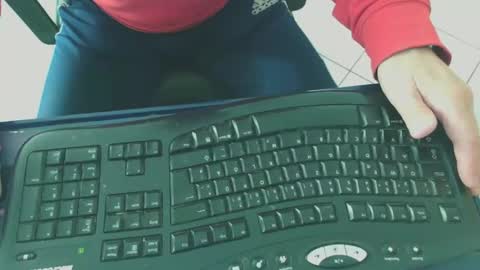 Snapshot of maly246 chatting on March 20, 2026, 10:31 am maly246 online show from March 20, 2026, 10:31 am