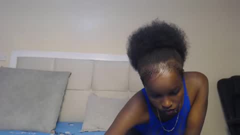 mamaa online show from February 11, 2025, 12:37 pm