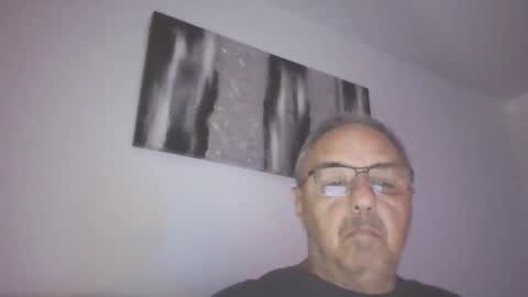 Snapshot of mambow99 chatting on January 4, 2025, 9:20 pm OLDMANFREE online show from January 4, 2025, 9:20 pm