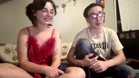 Snapshot of mamiclouds chatting on February 28, 2025, 3:48 am MamiCloudz online show from February 28, 2025, 3:48 am