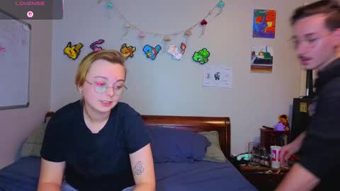 Snapshot of mamiclouds chatting on September 10, 2025, 1:05 am MamiCloudz online show from September 10, 2025, 1:05 am