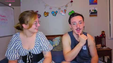 Snapshot of mamiclouds chatting on September 27, 2025, 1:10 am MamiCloudz online show from September 27, 2025, 1:10 am