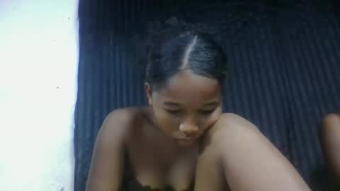 Snapshot of mamieriela chatting on February 6, 2026, 10:02 pm mamieriela online show from February 6, 2026, 10:02 pm