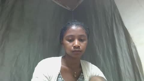 Snapshot of mamieriela chatting on April 18, 2026, 6:06 am mamieriela online show from April 18, 2026, 6:06 am