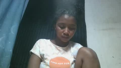 Snapshot of mamieriela chatting on May 11, 2026, 5:54 pm mamieriela online show from May 11, 2026, 5:54 pm