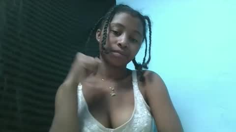 Snapshot of mamieriela chatting on May 20, 2026, 6:14 pm mamieriela online show from May 20, 2026, 6:14 pm