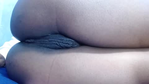 cristal online show from February 25, 2025, 7:52 am