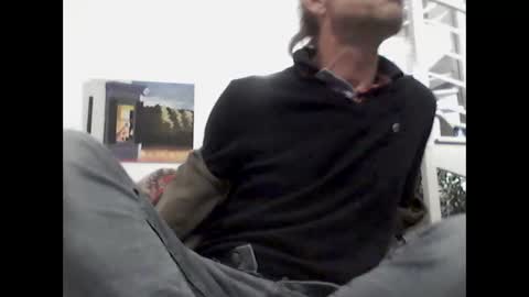 Snapshot of man38110 chatting on March 2, 2025, 12:20 am man38110 online show from March 2, 2025, 12:20 am