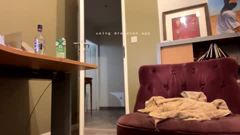 Snapshot of man38110 chatting on October 10, 2025, 2:43 am man38110 online show from October 10, 2025, 2:43 am