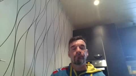 man_from_geaven online show from February 18, 2025, 11:33 am