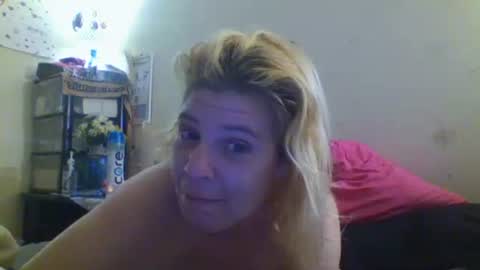 mindy22 online show from March 9, 2025, 5:55 am